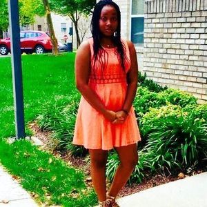 Meet your Posher, Alissa